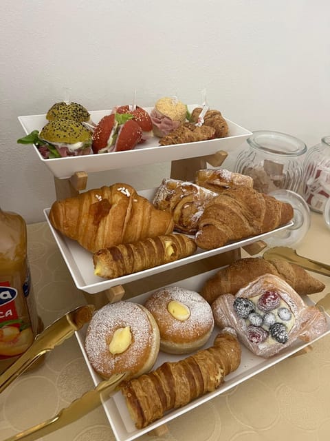 Duomo Room Comacchio Bed and Breakfast in Comacchio