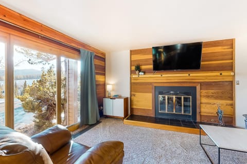 Timber Ridge 217 Apartment in Wildernest