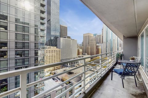 Newmark Condo Suite Apartment in Pike Place Market