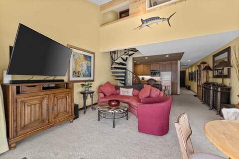Lake Chelan Shores - Waterfront Dream 11-4 Apartment in Chelan (In Town)