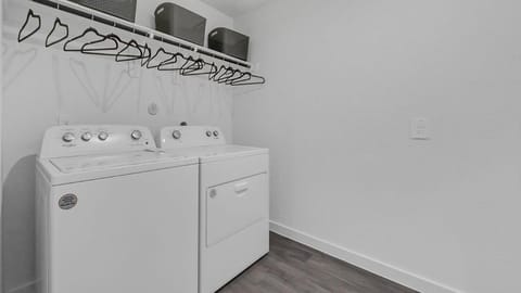 The Evergreen Escape House in Rosenberg