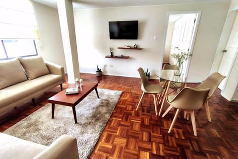 Living room, Dining area