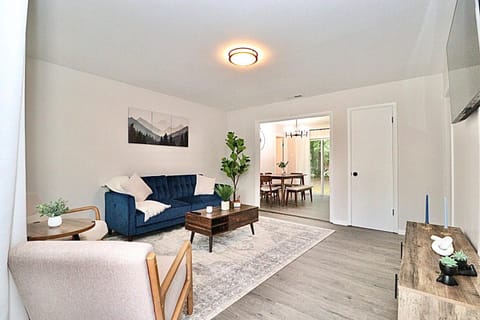 TV and multimedia, Dining area