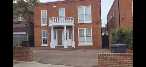 Property building, Day, Neighbourhood, Street view