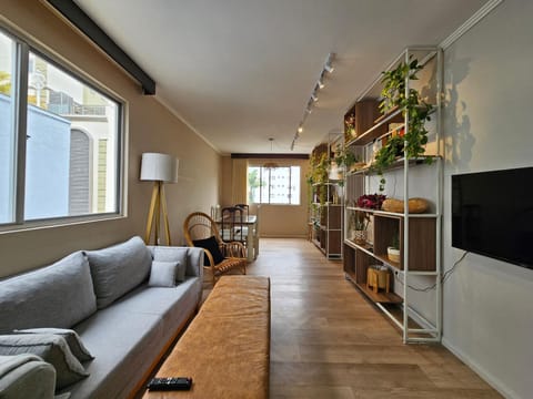 Communal lounge/ TV room, Living room