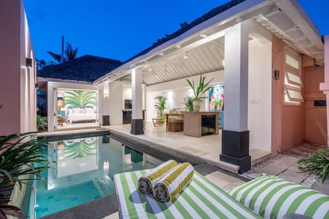 Ocean Two 1BR Villa Honeymoon Seminyak Villa in Kuta