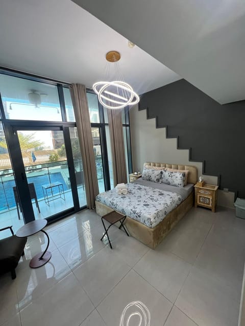 Studio in Business Bay with Huge Balcony & Pool View near to Metro Apartment in Dubai