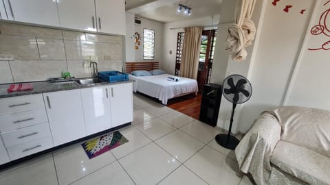 Bed, Kitchen or kitchenette, Photo of the whole room, Bedroom, towels, wardrobe