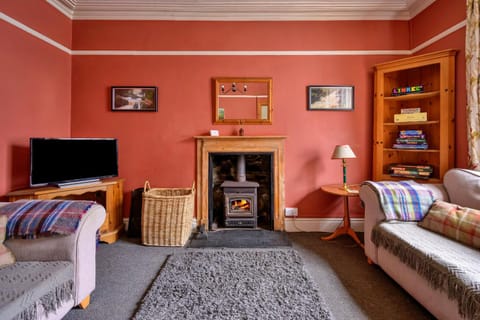 Communal lounge/ TV room, Living room