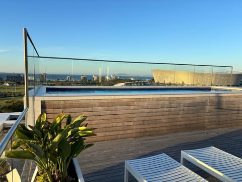 Day, Golfcourse, View (from property/room), Balcony/Terrace, Beach, City view, Pool view, Sea view, Swimming pool, sunbed