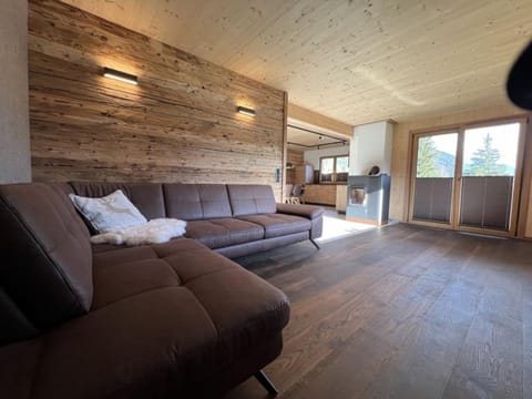 Lärchenchalet House in Carinthia, Austria