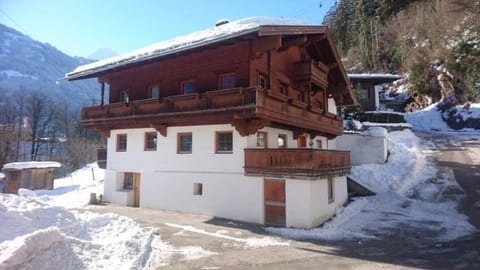 Ferienhaus Kreuzlauhof House in Mayrhofen