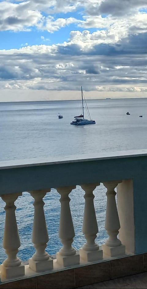 La Terrazza sul Mare Affittacamere Bed and Breakfast in Monterosso al Mare