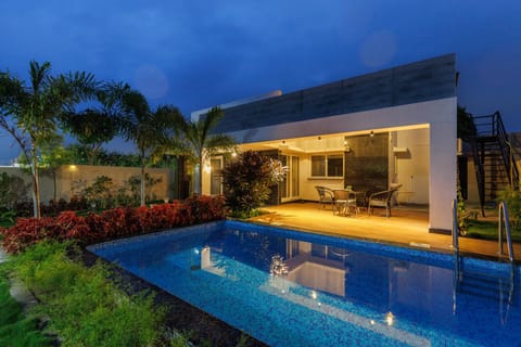 Property building, Garden, Other, Pool view