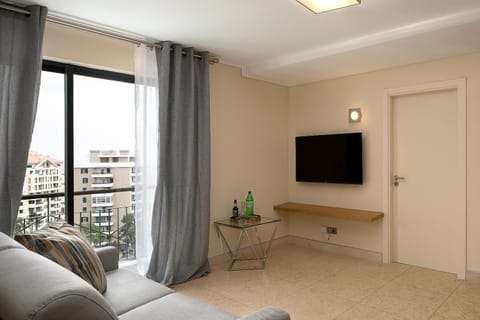 Communal lounge/ TV room, Living room