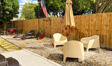 After Hours - Wilton Drive and Jacuzzi Apartment in Wilton Manors