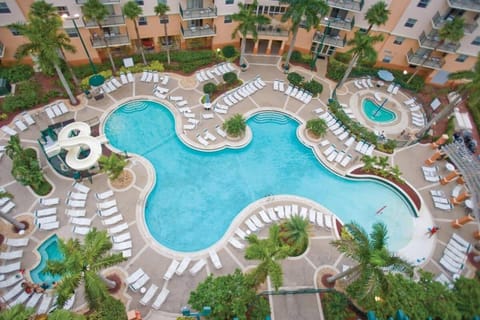 Sunny Retreat in Pompano Beach 1BR Apartment with Resort Access House in Pompano Beach