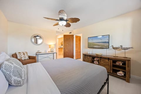 Beach Townhome Steps from Downtown Cocoa Beach House in Cocoa Beach