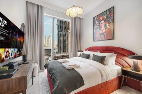 Forte 4BR Luxury Dubai Opera & BLVD Views PS5 Apartment in Dubai