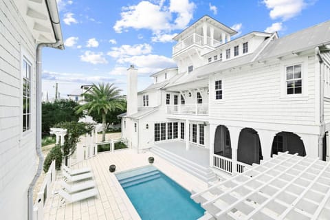 Traveler's Rest House in Inlet Beach