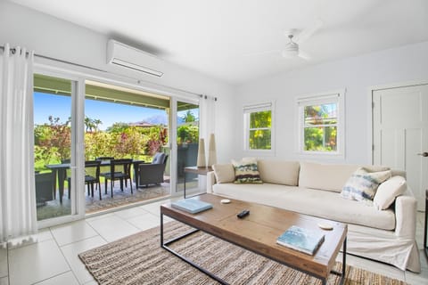 Perfect Princeville Getaway with AC, Hot Tub & Views House in Princeville