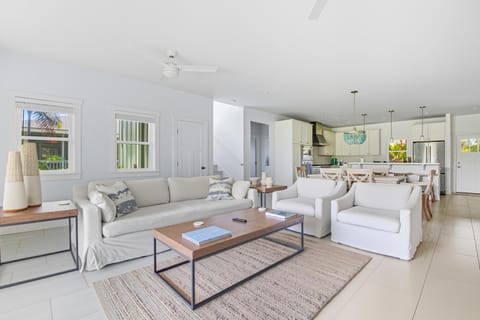 Perfect Princeville Getaway with AC, Hot Tub & Views House in Princeville