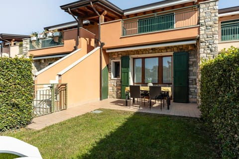 Patio, Garden
