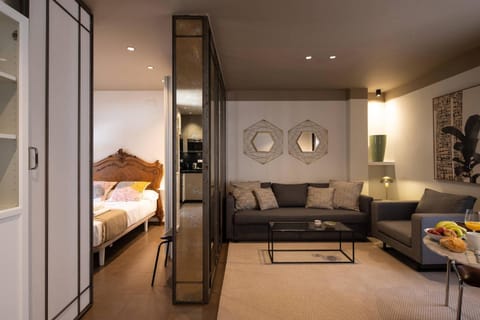 Communal lounge/ TV room, Living room