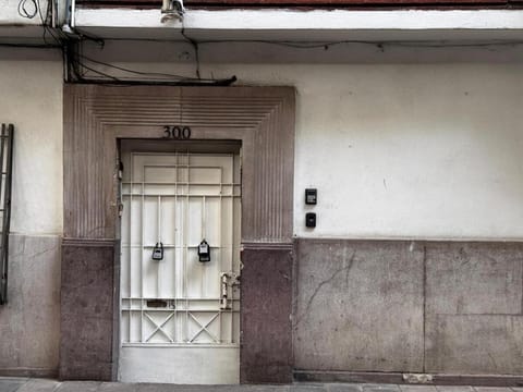 nice, comfortable apartment in the middle of northern Rome Apartment in Mexico City