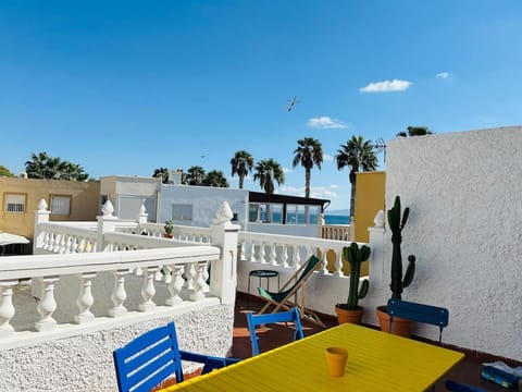 View (from property/room), Balcony/Terrace, Seating area, Dining area, Sea view