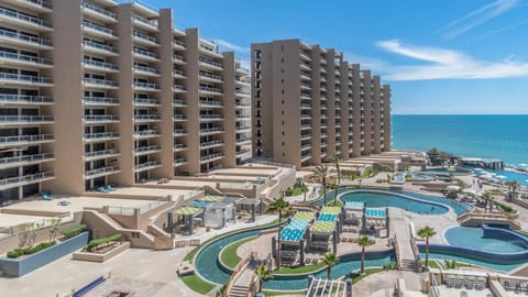 Property building, Day, Sea view, Swimming pool, Swimming pool