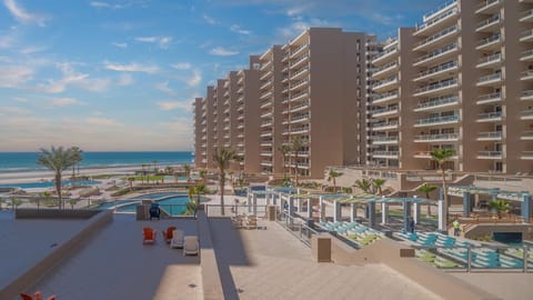 Property building, Day, Beach, Swimming pool, sunbed