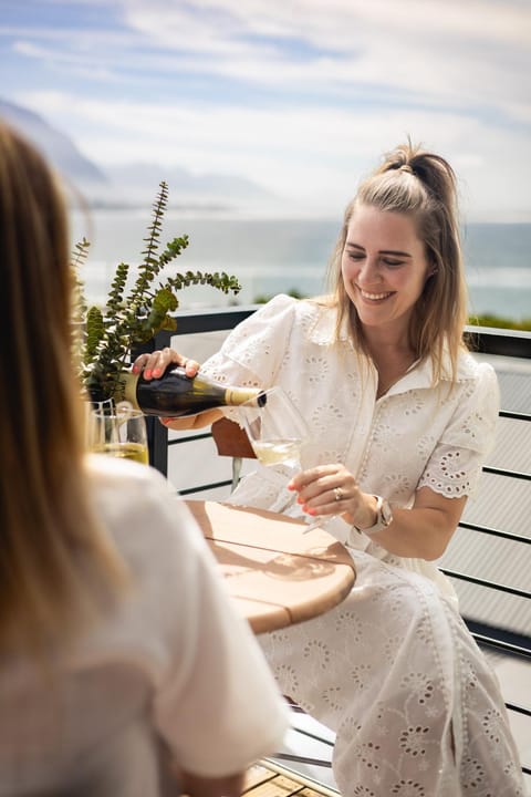 Waterfront Studios - Hermanus Waterfront Apartments Apartment in Hermanus