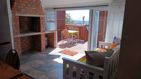 BBQ facilities, Balcony/Terrace, Seating area, Dining area