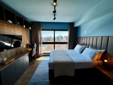 Bed, Decorative detail, Seating area, Bedroom