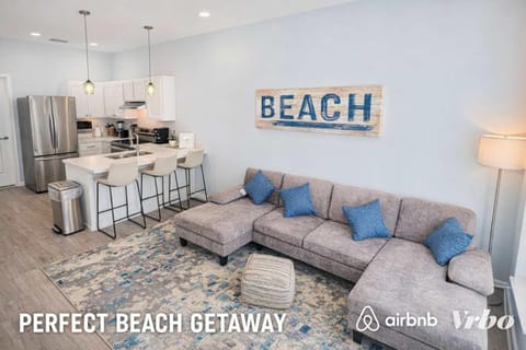 2 Levels New Townhome Heated Pool #1 Apartment in South Padre Island