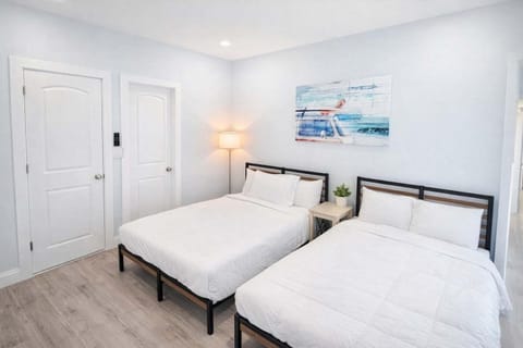 New Townhome 2 Levels Heated Pool #2 Apartment in South Padre Island