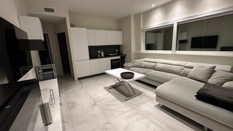 Kitchen or kitchenette, Living room