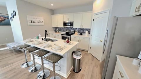 The Tigers Pathway House near LSU Stadium - BC1034 House in Baton Rouge