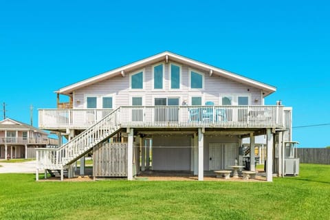 Sandy Seahorse - 3rd Home From Beach Access! House in Hitchcock