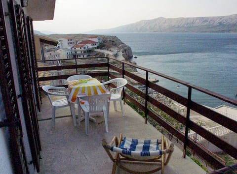 Balcony/Terrace, children, Family