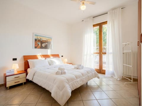 Elisa's - Villa with Garden Villa in Bari