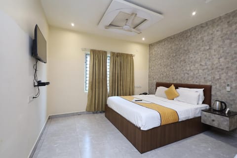 Bed, air conditioner