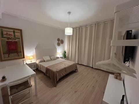 Rooms Rey, junto al Palacio Real y la Gran Vía Bed and Breakfast in Centro