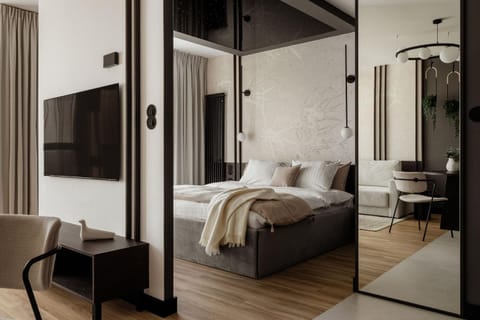 Bed, Photo of the whole room, Seating area, Bedroom, wardrobe