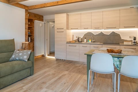 Kitchen or kitchenette, Living room, Dining area, stove