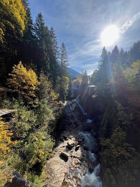 Nearby landmark, Natural landscape, Mountain view