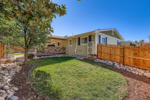 Bright and Cozy Ranch Style House Centennial House in Greenwood Village