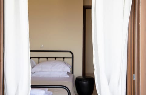 Vista Mare Aegina House in Argolis, Greece