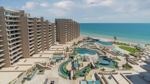 Property building, Day, Bird's eye view, Sea view, Swimming pool